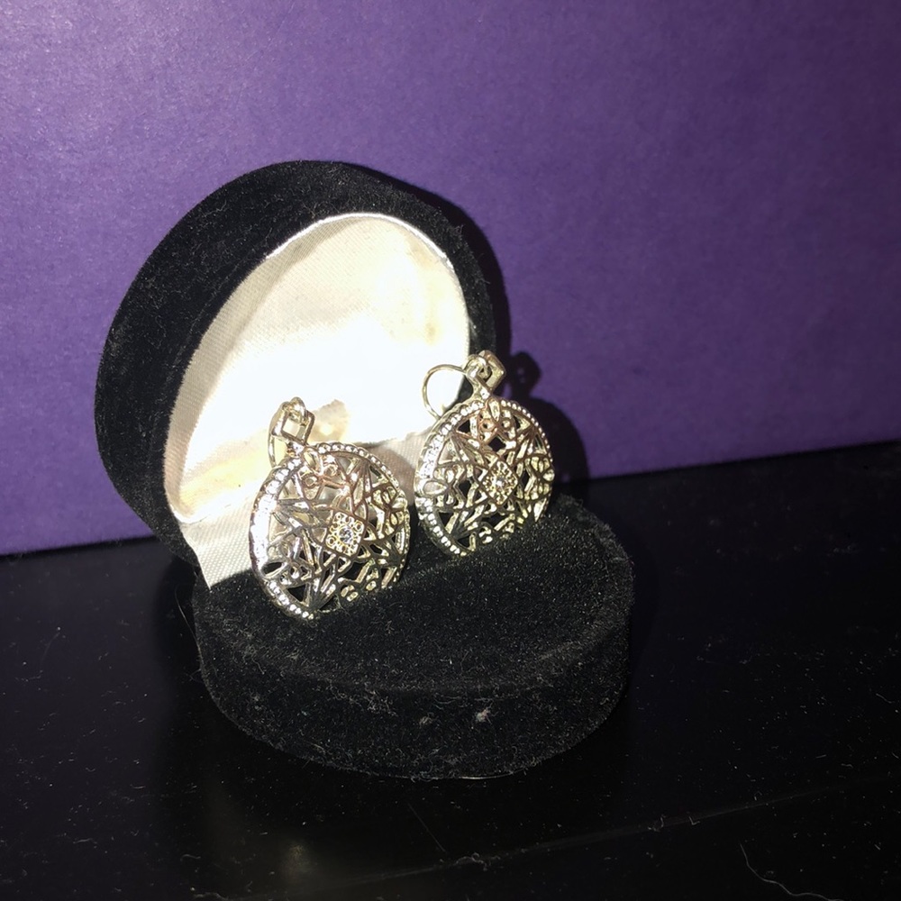 Earrings Art Deco style